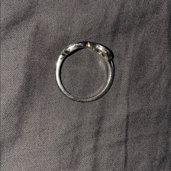 Sterling silver crystal ring - Picture 2 of 2